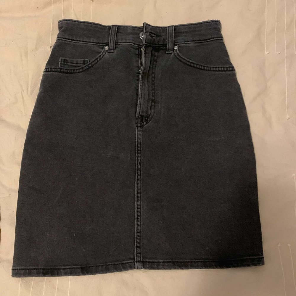 H&M Midi Black Denim Skirt
